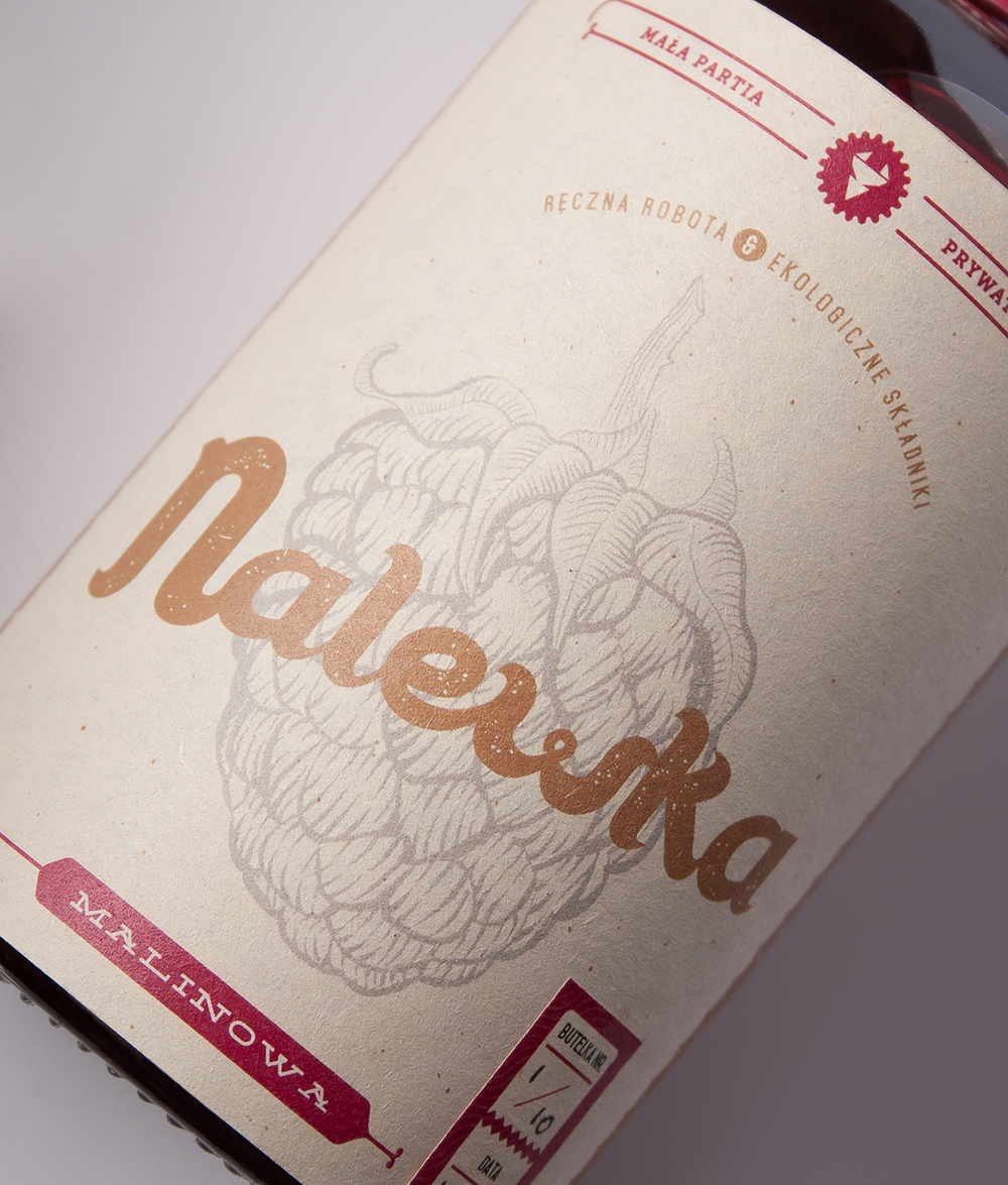 波蘭nalewka 保健飲料包裝設(shè)計(jì)-上海包裝設(shè)計(jì)公司國外包裝設(shè)計(jì)-飲料標(biāo)簽設(shè)計(jì)