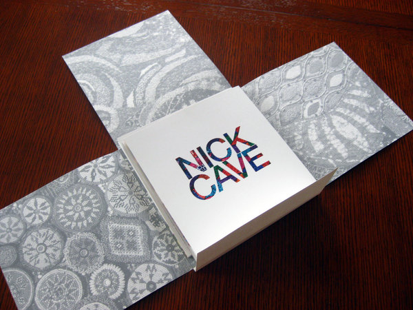 Nick Cave 防治面料畫(huà)冊(cè)設(shè)計(jì)-尚略上海畫(huà)冊(cè)設(shè)計(jì)公司分享5-內(nèi)頁(yè)設(shè)計(jì)