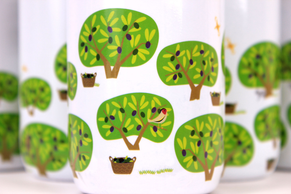 Melgarejo 特級(jí)初榨橄欖油包裝設(shè)計(jì)4 包裝主視覺(jué)-尚略包裝設(shè)計(jì)公司 Melgarejo 特級(jí)初榨橄欖油包裝設(shè)計(jì)4 包裝主視覺(jué)-尚略包裝設(shè)計(jì)公司