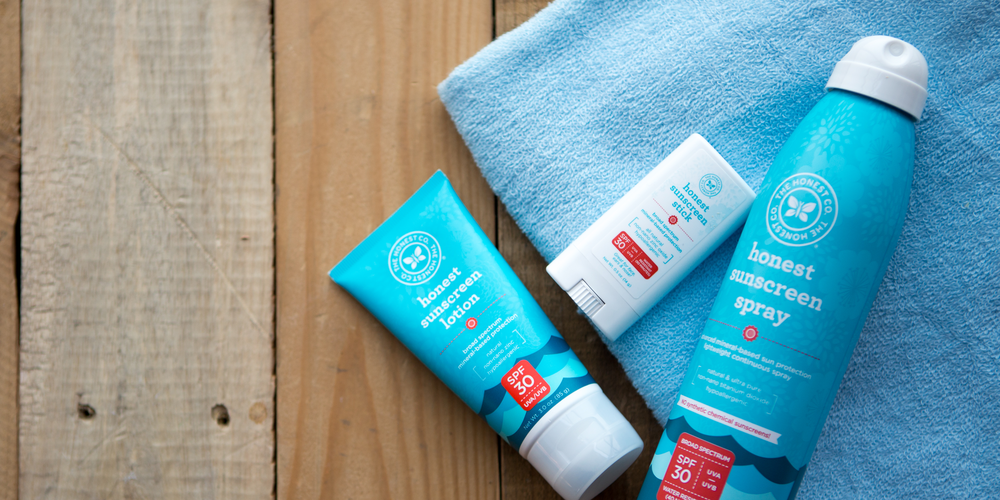 1.上海包裝設(shè)計公司國外包裝設(shè)計欣賞——Honest 防曬霜化妝品包裝設(shè)計