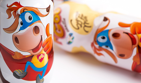 斯洛伐克MOOCOO 牛奶飲料卡通形象設(shè)計(jì)1-手繪設(shè)計(jì)5