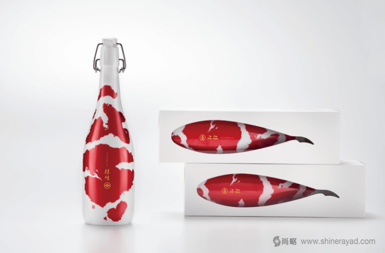 日本錦鯉清酒包裝設(shè)計(jì)和外盒包裝設(shè)計(jì)-上海包裝設(shè)計(jì)公司設(shè)計(jì)佳作鑒賞培訓(xùn)1 日本錦鯉清酒包裝設(shè)計(jì)和外盒包裝設(shè)計(jì)-上海包裝設(shè)計(jì)公司設(shè)計(jì)佳作鑒賞培訓(xùn)1