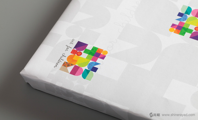 Ilustrarium在線藝術(shù)網(wǎng)店電商品牌LOGO設(shè)計-上海LOGO設(shè)計公司2