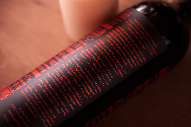 MULLING 圣誕節(jié)日裝慶祝風(fēng)格葡萄酒酒包裝設(shè)計-尚略包裝設(shè)計公司4 MULLING 圣誕節(jié)日裝慶祝風(fēng)格葡萄酒酒包裝設(shè)計-尚略包裝設(shè)計公司4