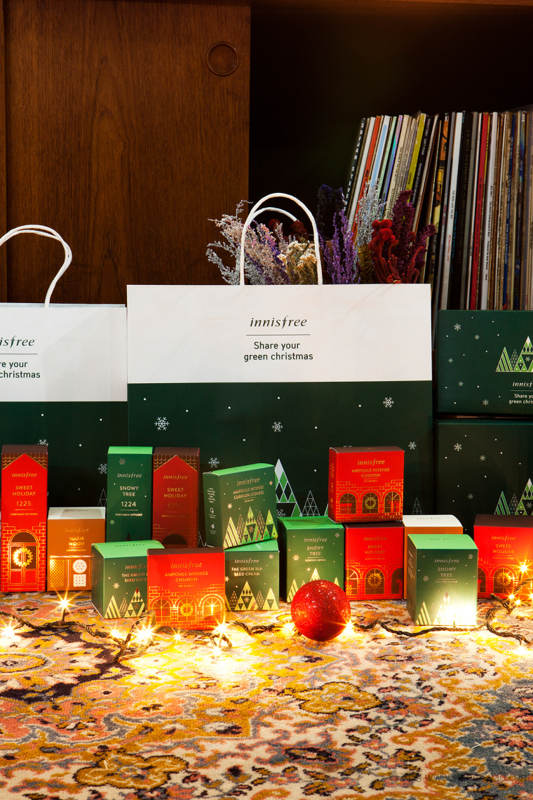 12上海包裝設(shè)計公司-韓國 Innisfree 女性化妝品護(hù)膚品品牌圣誕節(jié)日裝包裝設(shè)計 12上海包裝設(shè)計公司-韓國 Innisfree 女性化妝品護(hù)膚品品牌圣誕節(jié)日裝包裝設(shè)計
