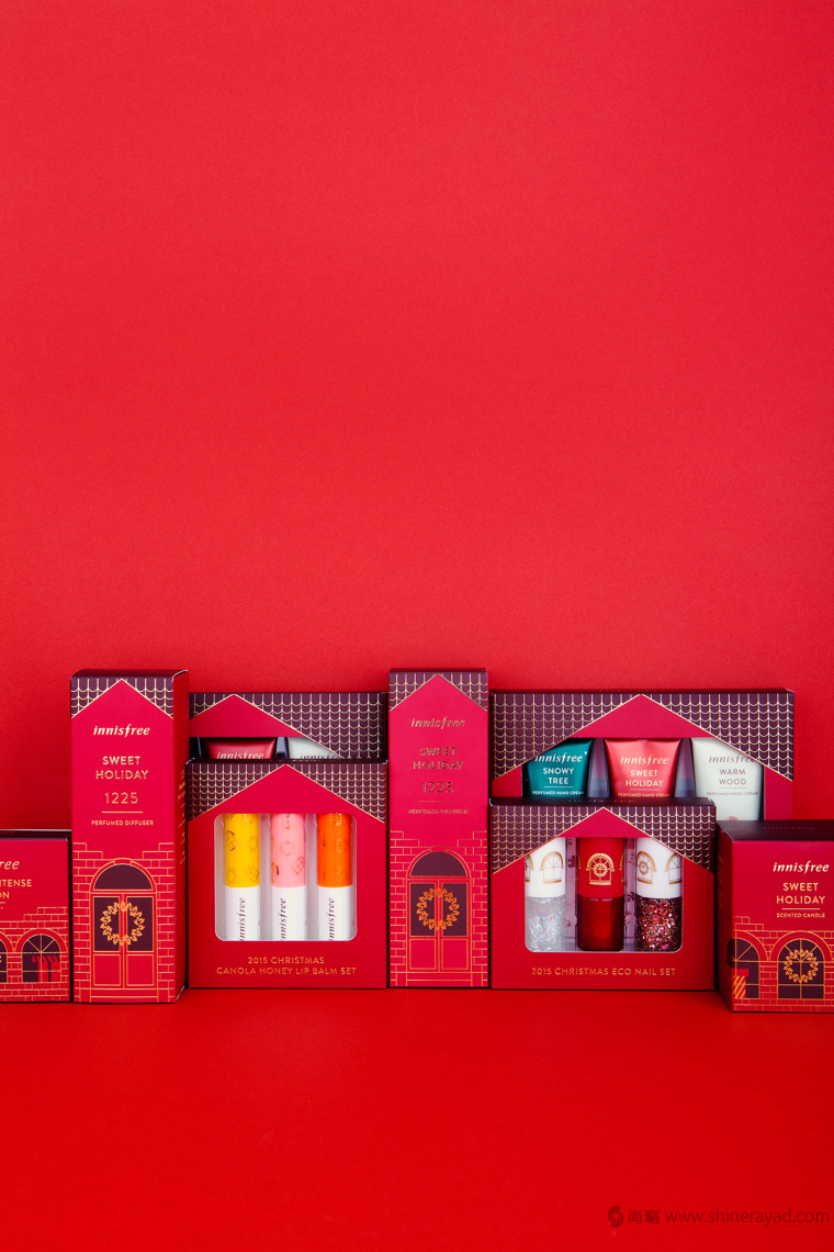 6上海包裝設(shè)計公司-韓國 Innisfree 女性化妝品護(hù)膚品品牌圣誕節(jié)日裝包裝設(shè)計-磚砌房子圖案 6上海包裝設(shè)計公司-韓國 Innisfree 女性化妝品護(hù)膚品品牌圣誕節(jié)日裝包裝設(shè)計-磚砌房子圖案