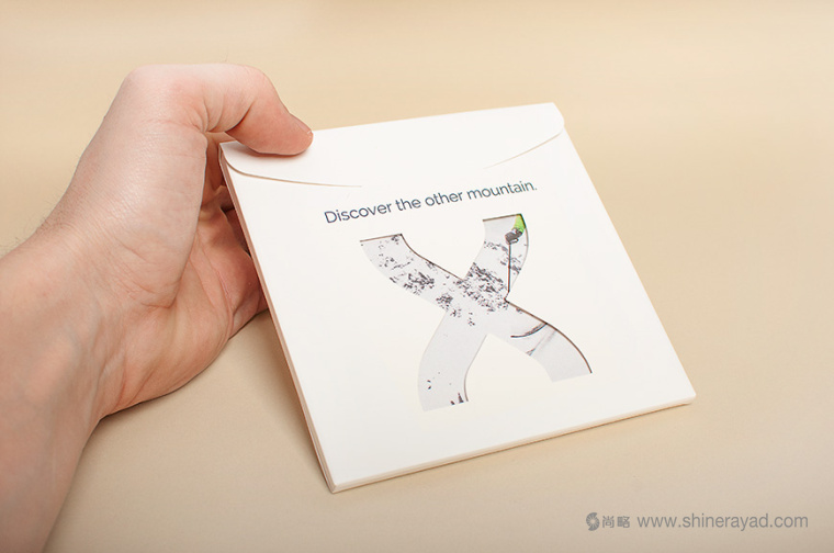 上海畫冊(cè)設(shè)計(jì)公司欣賞-格蘭德瓦利拉滑雪場(chǎng)宣傳畫冊(cè)設(shè)計(jì)畫冊(cè)鏤空封套設(shè)計(jì)6