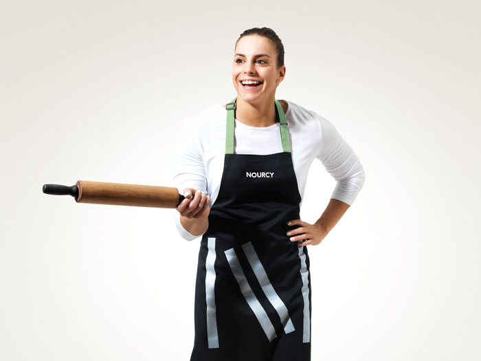 Nourcy 餐廳品牌形象設(shè)計(jì)空間SI設(shè)計(jì)14-圍裙設(shè)計(jì) Nourcy 餐廳品牌形象設(shè)計(jì)空間SI設(shè)計(jì)14-圍裙設(shè)計(jì)