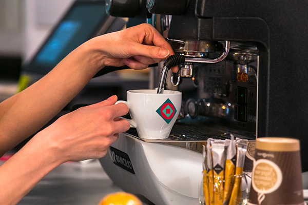 Kvadrat 羅馬披薩連鎖餐廳品牌形象設(shè)計(jì)上海品牌策劃設(shè)計(jì)公司17