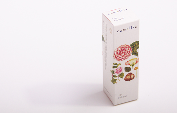 上?；瘖y品包裝設(shè)計(jì)公司包裝欣賞：CAMELLIA 山茶花化妝品包裝設(shè)計(jì)4