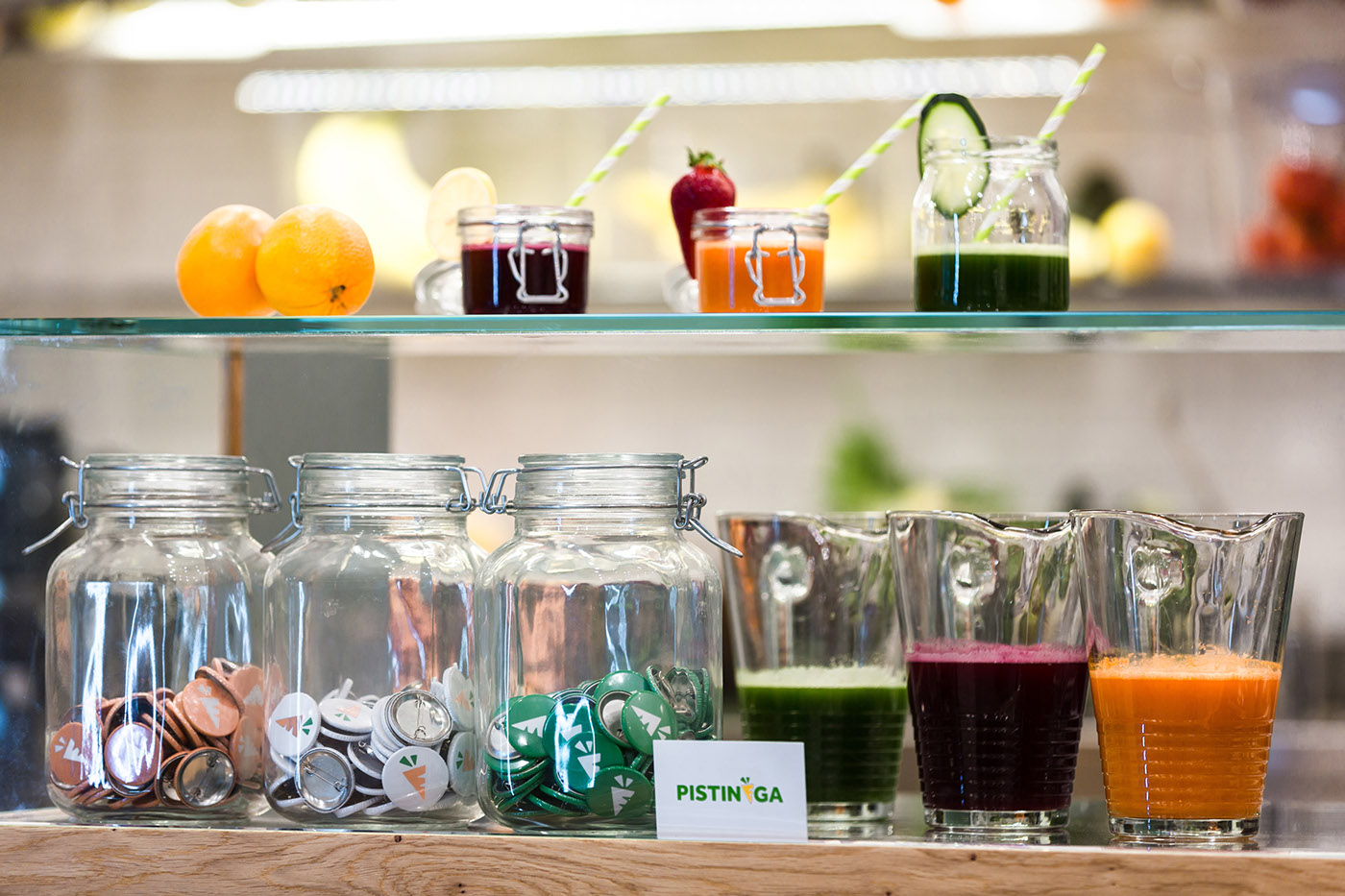 Pistinèga 鮮榨果汁吧餐飲lVI設(shè)計10