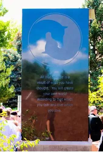 現(xiàn)實(shí)中的Arabian logo 現(xiàn)實(shí)中的Arabian logo