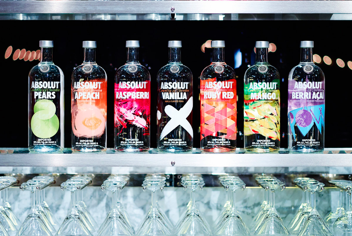 絕對伏特加酒手繪涂鴉風(fēng)格包裝設(shè)計7