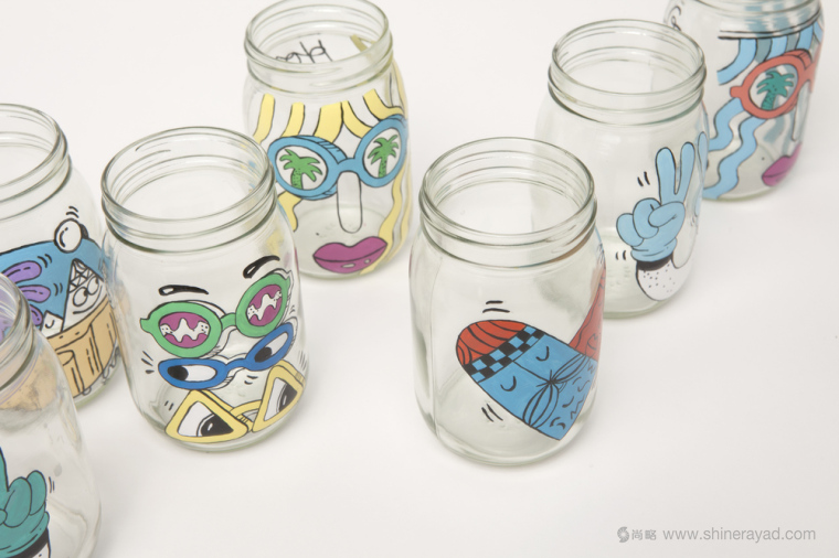 星巴克?冷咖啡茶葉手工玻璃杯插畫包裝設計-4 星巴克?冷咖啡茶葉手工玻璃杯插畫包裝設計-4