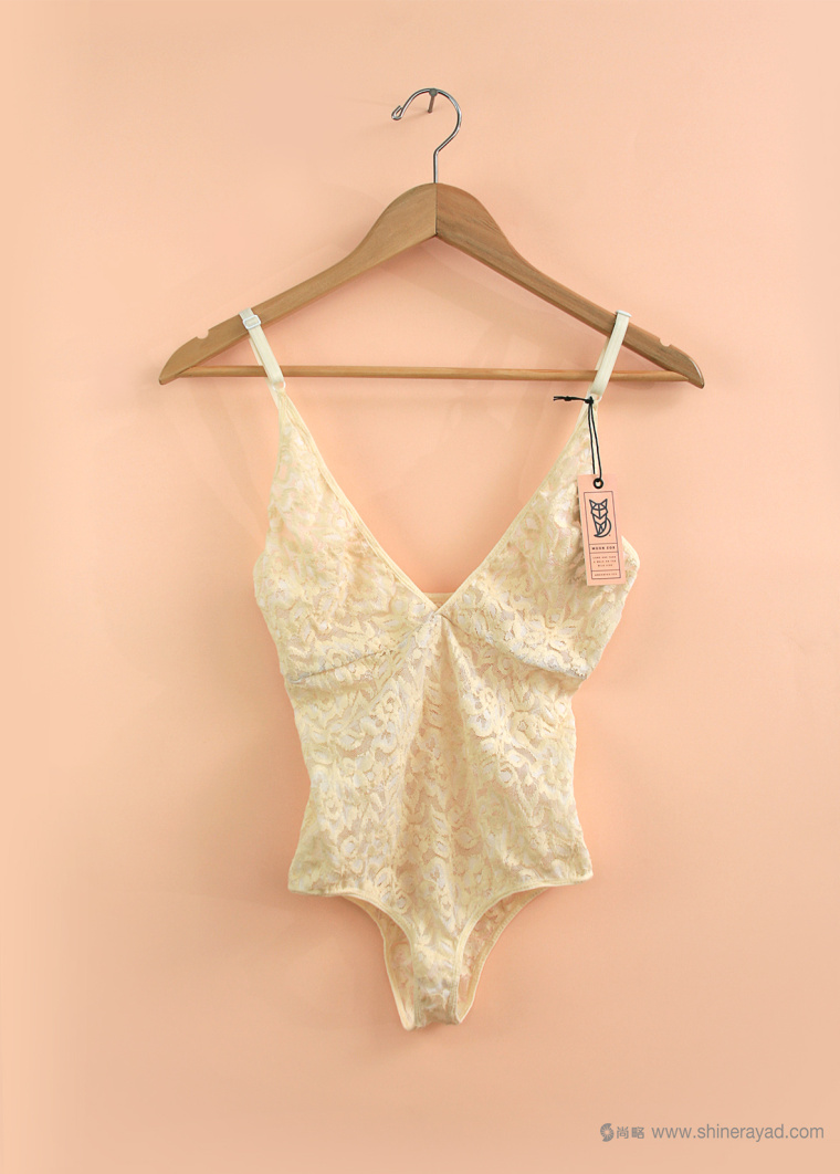 moon fox 月亮狐貍女性內(nèi)衣可愛動物L(fēng)OGO設(shè)計品牌VI形象設(shè)計9