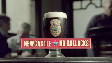 紐卡斯?fàn)栕仄V告