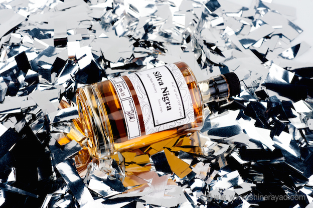 2016年最流行的5大包裝紋理圖案設(shè)計流行趨勢-地形圖-上海包裝設(shè)計公司