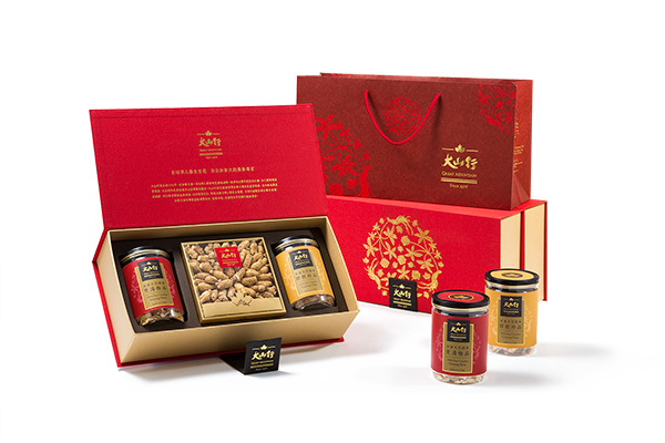 上海包裝設(shè)計公司設(shè)計欣賞：大山行御奉花旗參禮盒包裝設(shè)計2