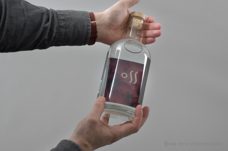 OSS 白蘭地酒包裝設(shè)計(jì)欣賞-上海包裝設(shè)計(jì)公司設(shè)計(jì)研究9 OSS 白蘭地酒包裝設(shè)計(jì)欣賞-上海包裝設(shè)計(jì)公司設(shè)計(jì)研究9