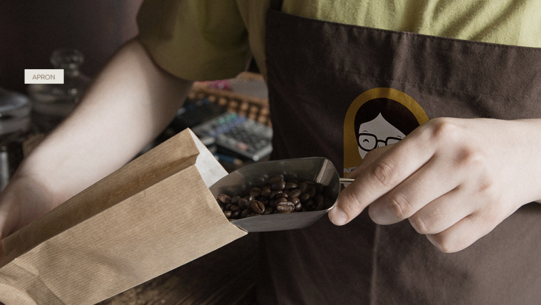 Dona Dinda 老奶奶冷凍食品咖啡人物頭像logo設(shè)計VI設(shè)計-上海品牌設(shè)計公司4