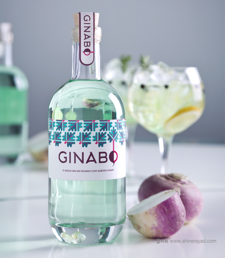 上海包裝設(shè)計(jì)公司設(shè)計(jì)欣賞:蘿卜味Ginabo 杜松子酒包裝設(shè)計(jì)酒標(biāo)設(shè)計(jì)7 上海包裝設(shè)計(jì)公司設(shè)計(jì)欣賞:蘿卜味Ginabo 杜松子酒包裝設(shè)計(jì)酒標(biāo)設(shè)計(jì)7