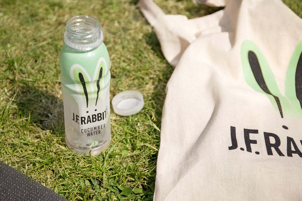 可愛俏皮的J.F. Rabbit''''''''''''''''s植物蔬菜飲料包裝設(shè)計(jì)與品牌標(biāo)志設(shè)計(jì)