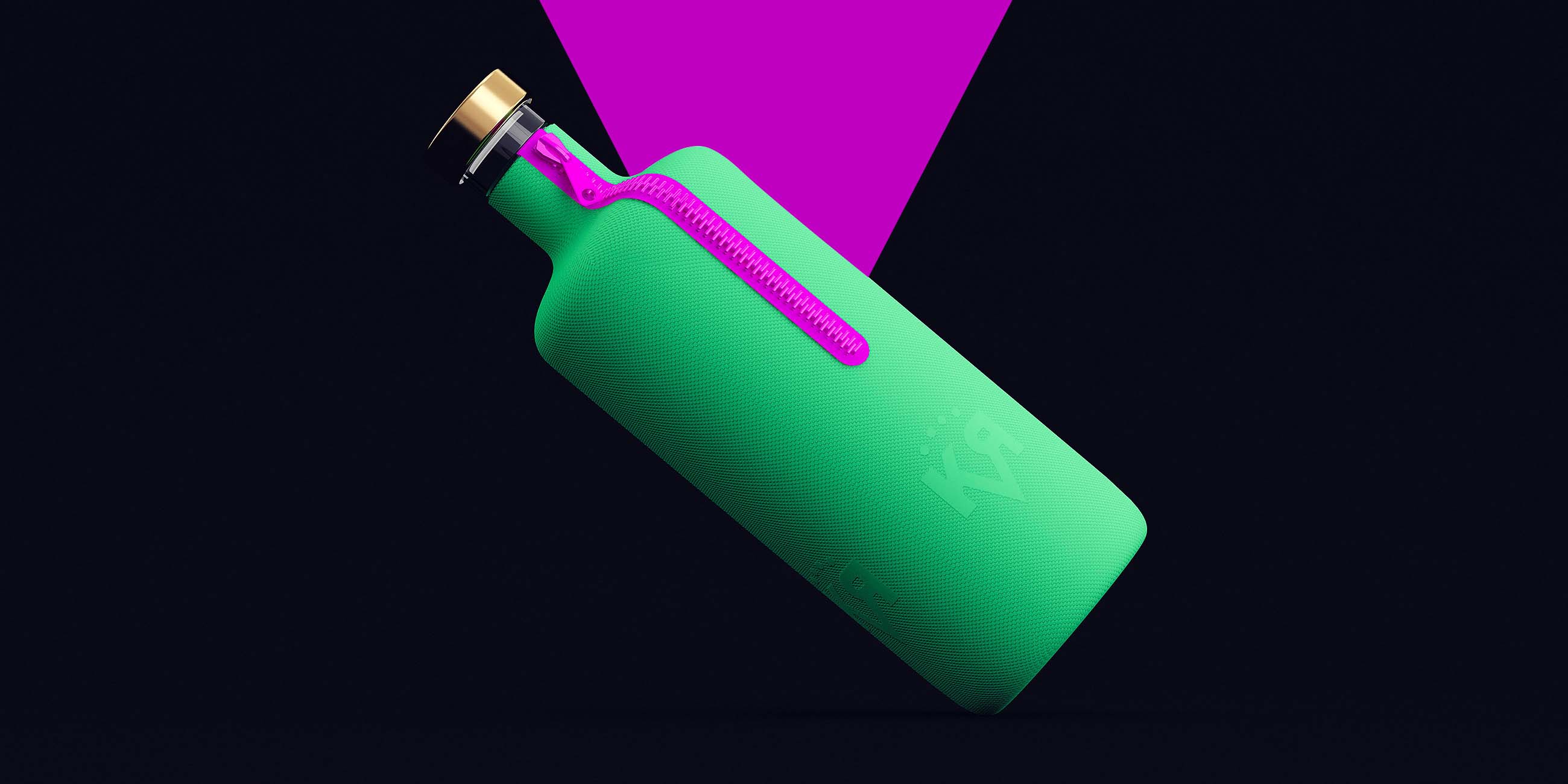 KVR酒精飲料品牌設(shè)計(jì)包裝設(shè)計(jì)，互補(bǔ)色箭頭符號(hào)，讓包裝超有識(shí)別性