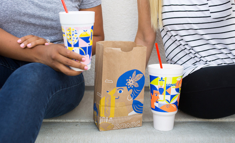 時(shí)尚餐飲品牌設(shè)計(jì)-Sonic外賣飲料杯餐飲盒子包裝設(shè)計(jì)，給您深深的夏日懷念