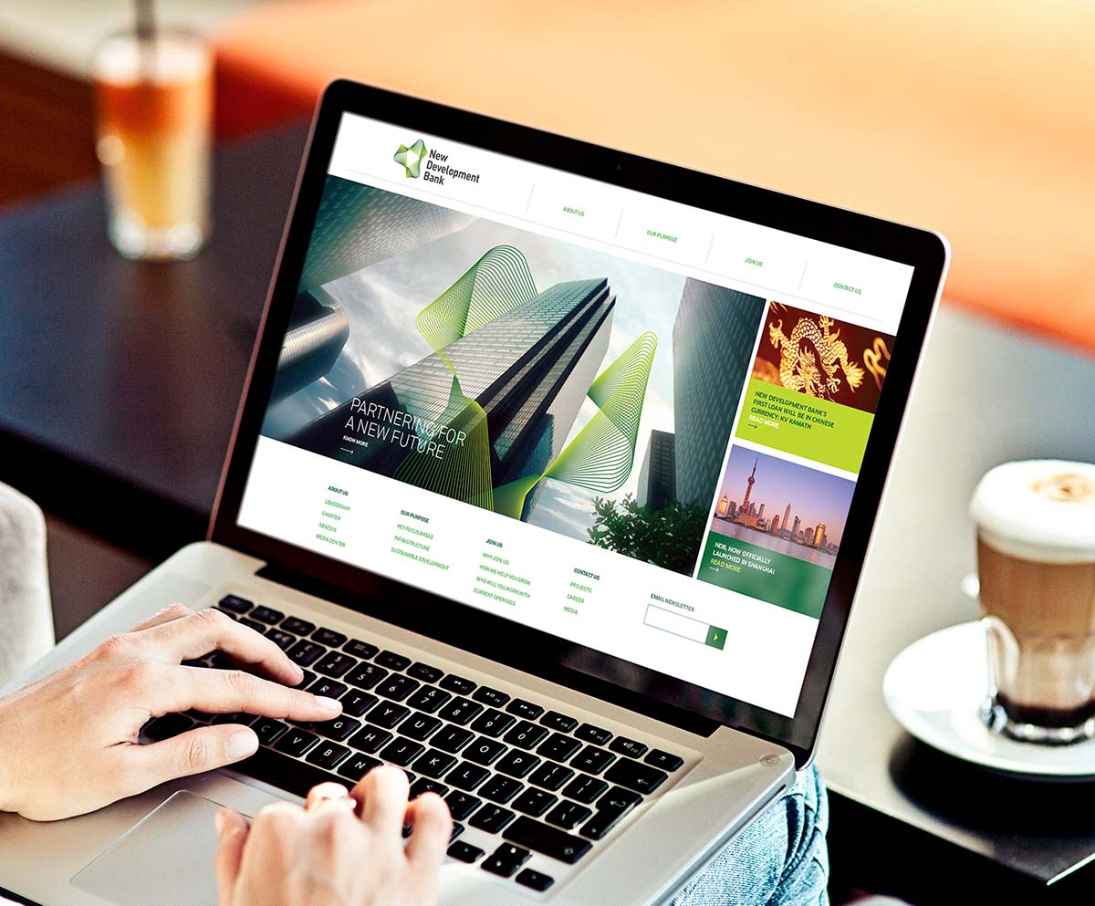 金磚國家新開發(fā)銀行標(biāo)識logo設(shè)計-可持續(xù)發(fā)展的動感線條logo-網(wǎng)站形象設(shè)計