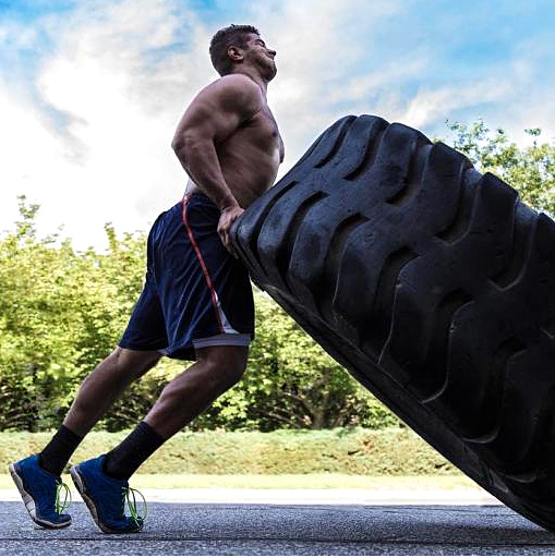 品牌營銷策劃公司分享-崇拜品牌的營銷策略