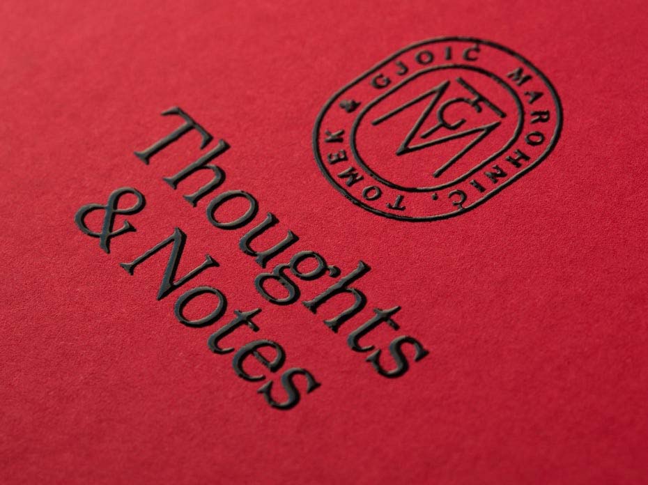 2018年9個(gè)創(chuàng)新的標(biāo)志設(shè)計(jì)趨勢(shì)-簡單的排版與經(jīng)典字母組合的復(fù)活