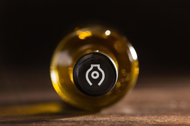 Amphora Olympia 有機(jī)特級初榨橄欖油品牌標(biāo)志設(shè)計(jì)包裝設(shè)計(jì)-上海標(biāo)志設(shè)計(jì)包裝設(shè)計(jì)公司