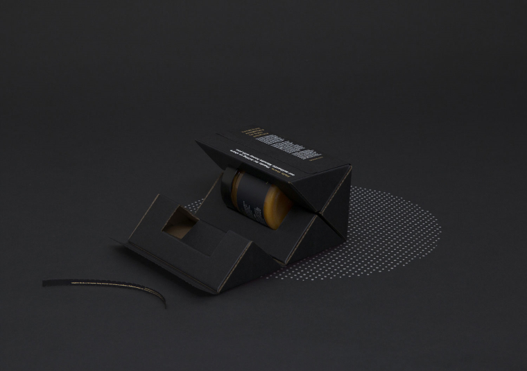 真蜜公司黑色超酷風(fēng)格蜂蜜包裝設(shè)計(jì)-上海包裝設(shè)計(jì)公司 真蜜公司黑色超酷風(fēng)格蜂蜜包裝設(shè)計(jì)-上海包裝設(shè)計(jì)公司