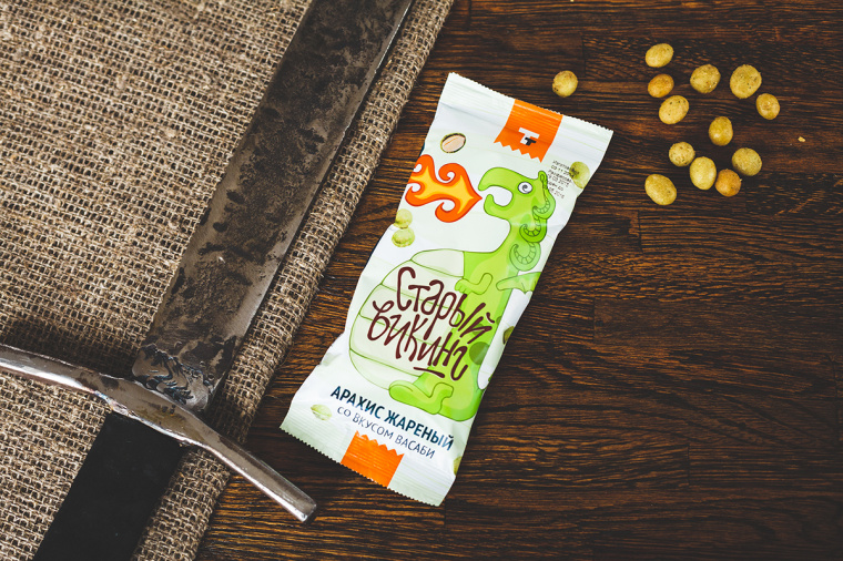 維京海盜品牌花生休閑食品包裝設(shè)計“海盜插畫設(shè)計篇”-上海包裝設(shè)計公司欣賞 維京海盜品牌花生休閑食品包裝設(shè)計“海盜插畫設(shè)計篇”-上海包裝設(shè)計公司欣賞