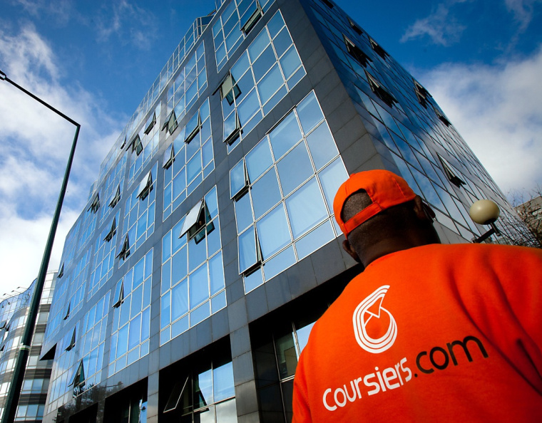 Coursiers快遞公司品牌形象設(shè)計-VI設(shè)計-上海品牌設(shè)計公司