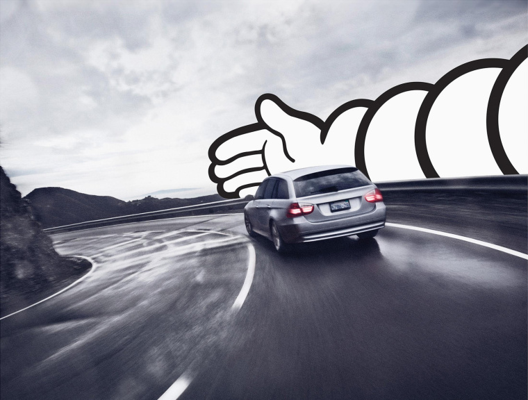 米其林輪胎安全-彎路平面廣告創(chuàng)意設(shè)計(jì)-上海廣告策劃設(shè)計(jì)公司