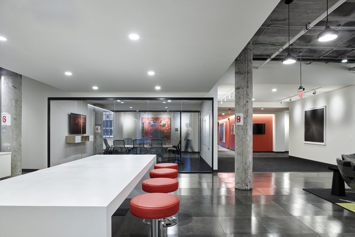 Dealer Tyre 輪胎經(jīng)銷商辦公室裝修設(shè)計-上海品牌設(shè)計空間設(shè)計公司 Dealer Tyre 輪胎經(jīng)銷商辦公室裝修設(shè)計-上海品牌設(shè)計空間設(shè)計公司