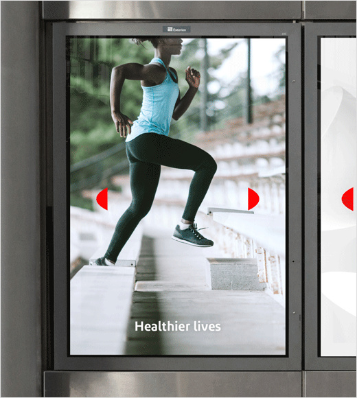 杜邦公司新logo設(shè)計(jì)，保留標(biāo)志性的橢圓形，但去掉了外框