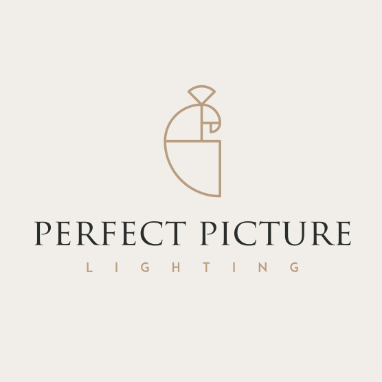 裝飾藝術(shù)-孔雀標(biāo)志設(shè)計(jì)