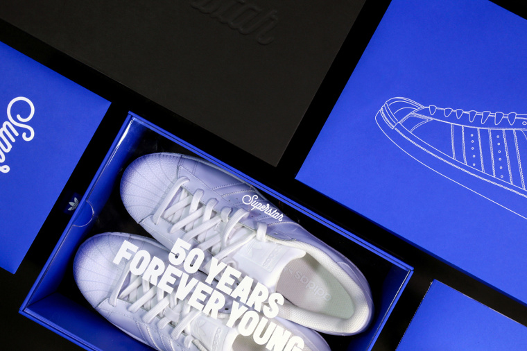 阿迪達(dá)斯超級(jí)巨星50周年紀(jì)念版紫色包裝設(shè)計(jì)