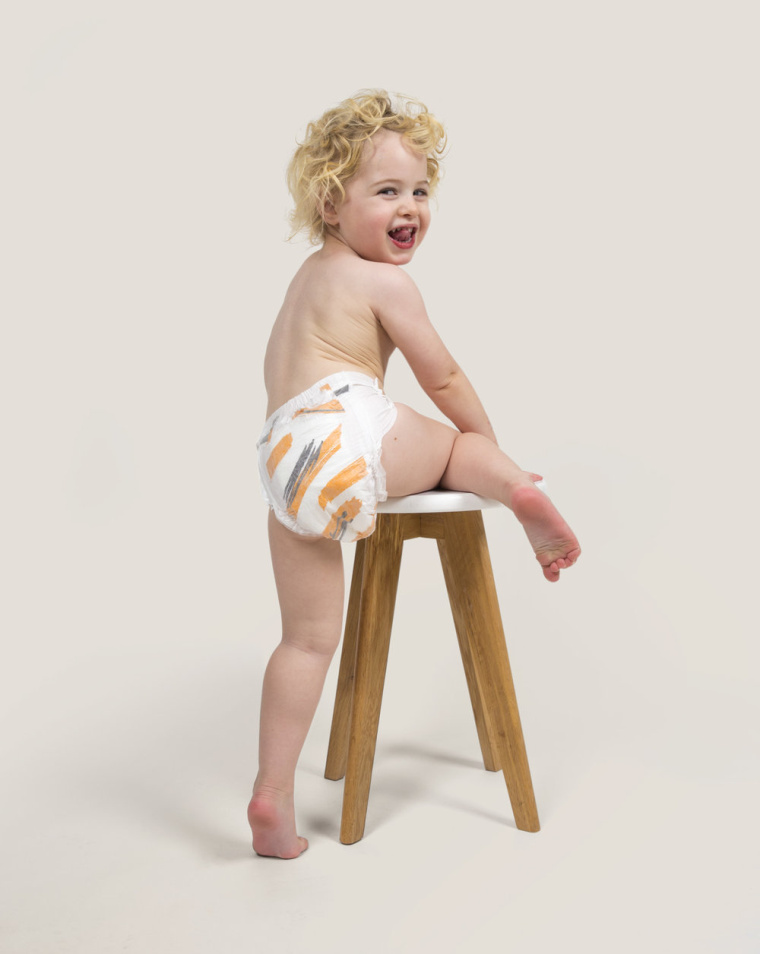 coop嬰兒尿布包裝設(shè)計,超可愛的玩偶插畫風(fēng)格 coop嬰兒尿布包裝設(shè)計,超可愛的玩偶插畫風(fēng)格