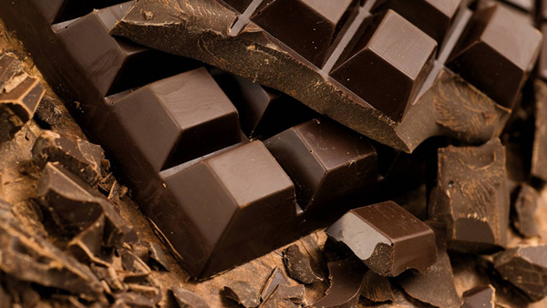 Vita Tiens 能量棒包裝設計，爆炸能量和活力主題設計