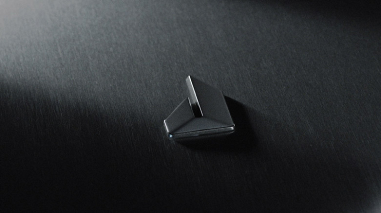 JennAir廚房電器用具品牌LOGO設(shè)計,源自通風(fēng)爐灶和字母J的logo JennAir廚房電器用具品牌LOGO設(shè)計,源自通風(fēng)爐灶和字母J的logo