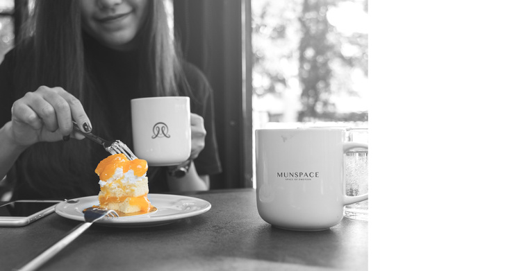 MUNSPACE咖啡（店）品牌形象設(shè)計(jì)logo設(shè)計(jì)，簡(jiǎn)約心形符號(hào)+字母M