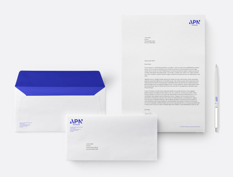 APN戶(hù)外集團(tuán)品牌形象VI設(shè)計(jì)logo設(shè)計(jì)，巧妙地運(yùn)用引號(hào)實(shí)現(xiàn)科技感