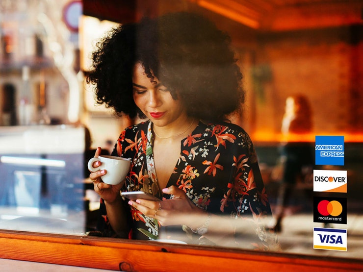 美國(guó)運(yùn)通品牌形象VI設(shè)計(jì)logo設(shè)計(jì),靈活運(yùn)用白色空間打造簡(jiǎn)潔風(fēng) 美國(guó)運(yùn)通品牌形象VI設(shè)計(jì)logo設(shè)計(jì),靈活運(yùn)用白色空間打造簡(jiǎn)潔風(fēng)