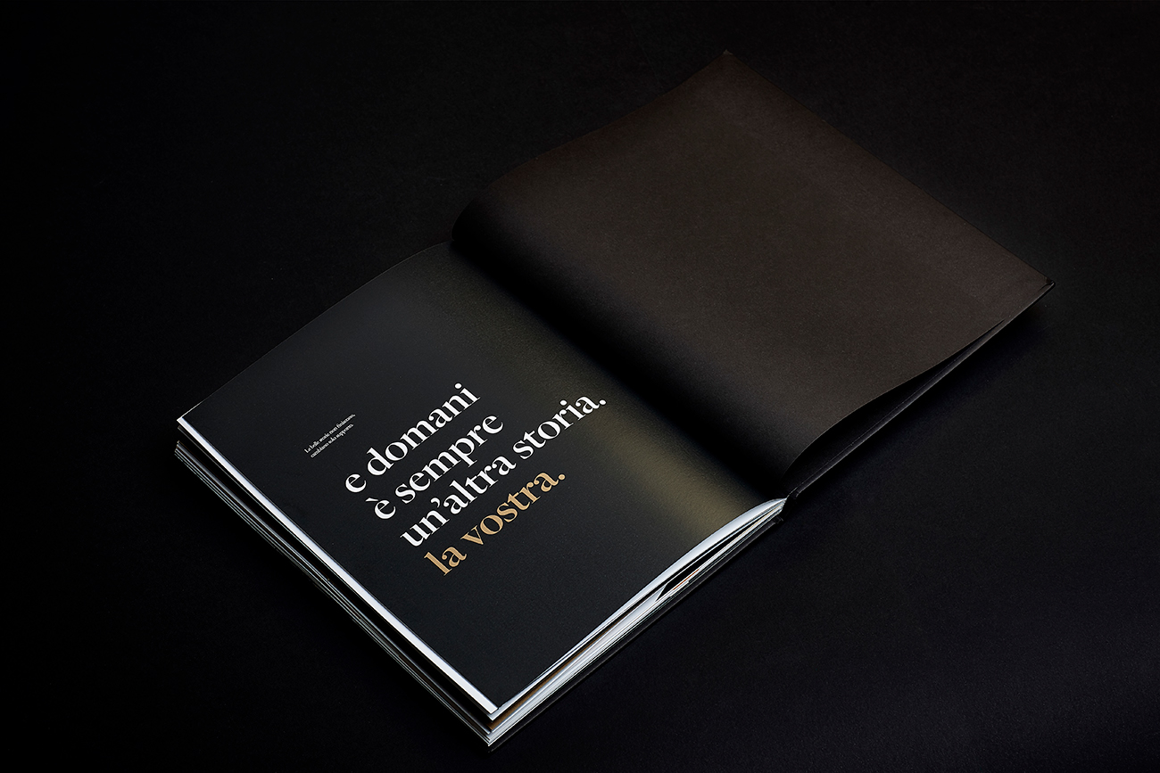 Nuceria Group國(guó)外酒文化宣傳畫(huà)冊(cè)設(shè)計(jì)“瓶子里的故事”--詹姆斯英國(guó)間諜與伏特加 Nuceria Group國(guó)外酒文化宣傳畫(huà)冊(cè)設(shè)計(jì)“瓶子里的故事”--詹姆斯英國(guó)間諜與伏特加