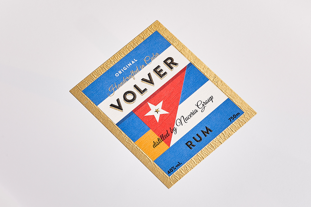 Nuceria Group國(guó)外酒文化宣傳畫(huà)冊(cè)設(shè)計(jì)“瓶子里的故事”-古巴,革命和朗姆酒 Nuceria Group國(guó)外酒文化宣傳畫(huà)冊(cè)設(shè)計(jì)“瓶子里的故事”-古巴,革命和朗姆酒