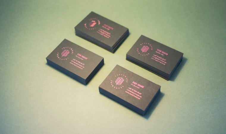 Leafymade有機(jī)農(nóng)業(yè)公司“一片樹葉”創(chuàng)意logo設(shè)計(jì),源自自然美麗的設(shè)計(jì) Leafymade有機(jī)農(nóng)業(yè)公司“一片樹葉”創(chuàng)意logo設(shè)計(jì),源自自然美麗的設(shè)計(jì)