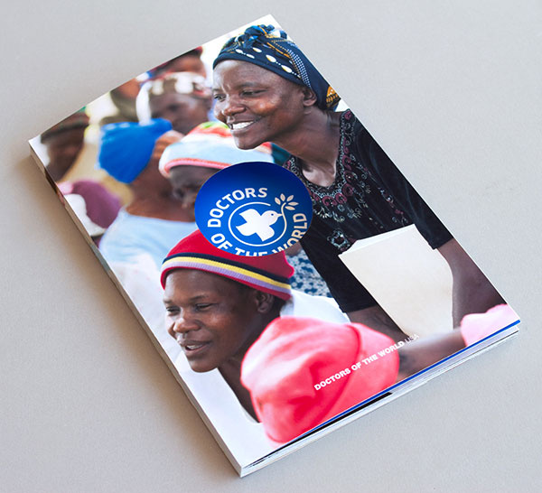 醫(yī)生的最世宣傳冊